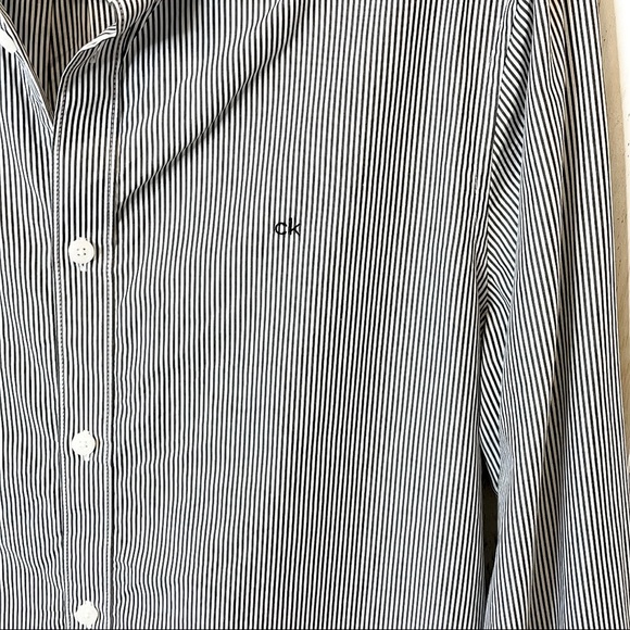 CALVIN KLEIN | Men’s The Extra Fine Cotton Shirt Slim Fit - Picture 4 of 8